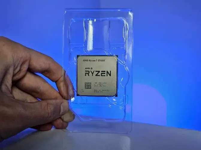 AMD Ryzen 7 5700X