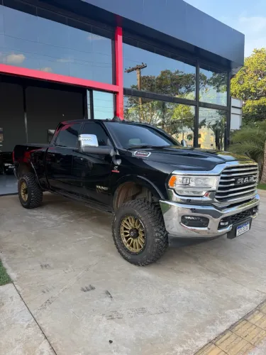Ram 3500 Limited Longhorn 6.7 TB CD Diesel 2024