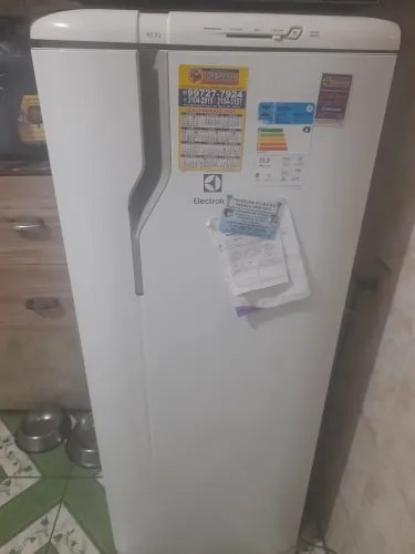 Vendo geladeira Electrolux