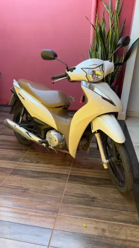 BIZ 125 BRANCA 2018
