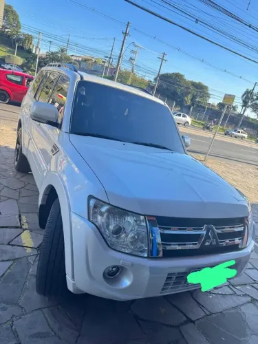 Mitsubishi Pajero HPE Full 3.2 4X4 T.i.dies. 5P AUT 2014