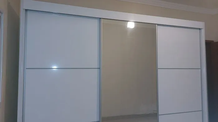 Guarda roupa com espelho casal 3 portas