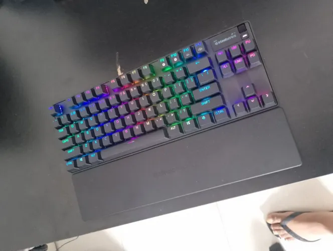 Teclado Apex Steelseries