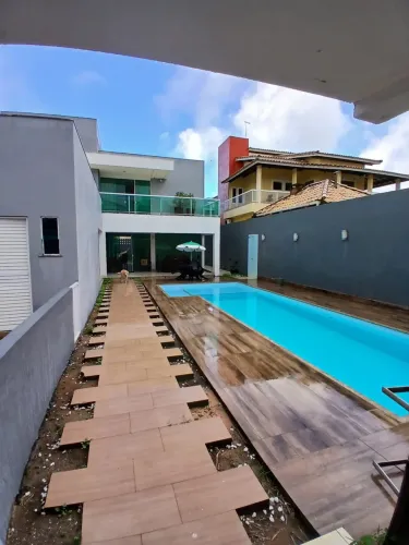 Casa 4/4 em condomínio Vilas