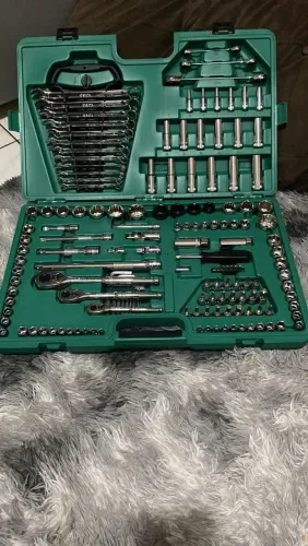 Maleta de ferramentas profissional 150 peças Sata