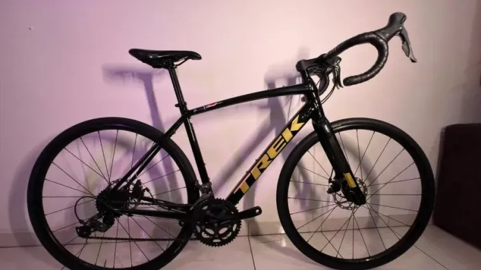 Trek Domane AL2 Disc 2023 - Freio a Disco - Tam. 54
