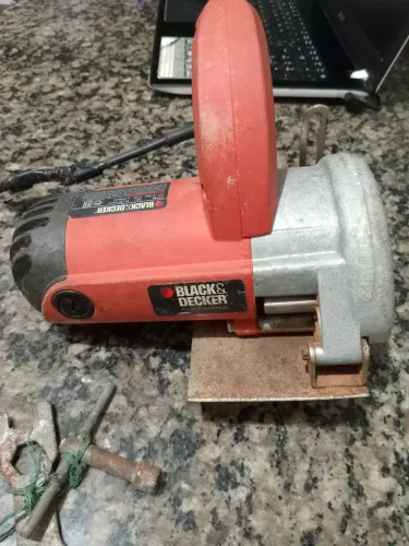 Máquina serra mármore Black decker 180.00