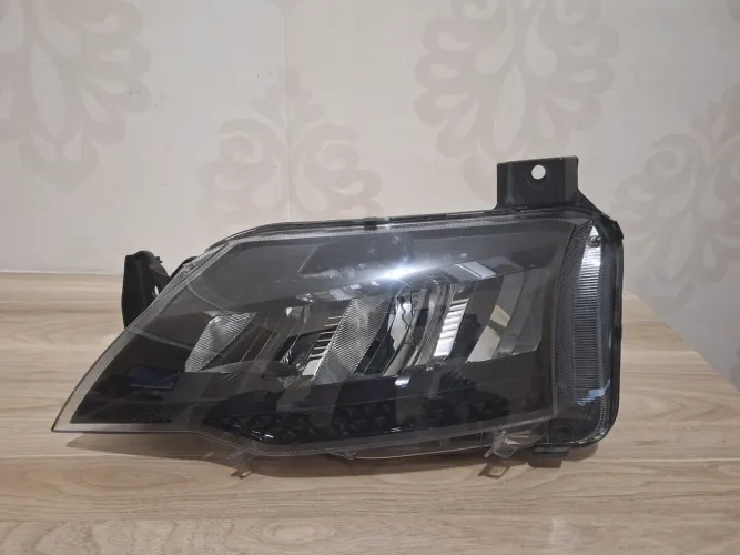 Farol Lado Esquerdo Renault kardian