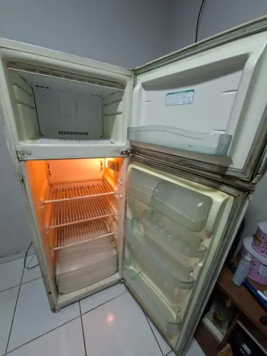 Geladeira Consul 380 litro
