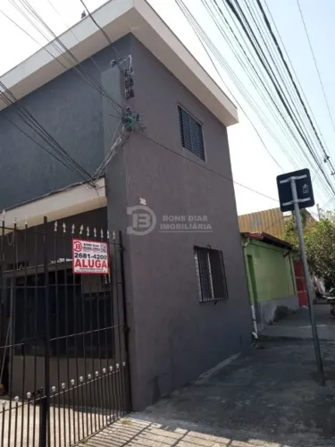 Casa padrão para alugar na Vila Ré, São Paulo - 2 dormitórios, pet friendly