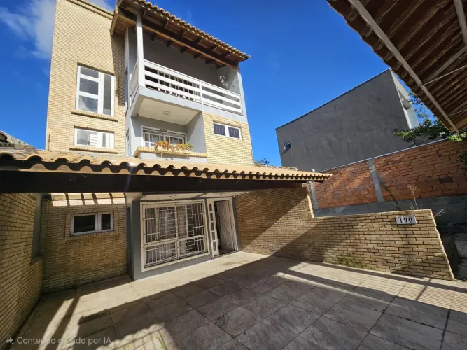 Casa com piscina para Venda - 189.91m², 3 dormitórios, sendo 1 suítes, 2 vagas -