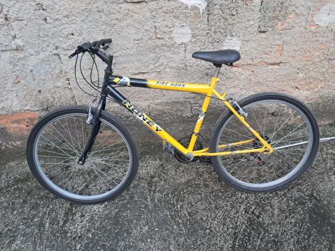 Vendo bike 21 marchas muito nova