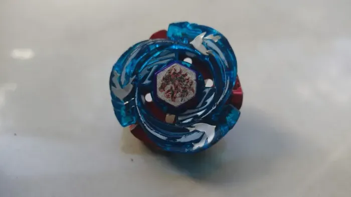 BEYBLADE ULTIMATE METEO L-DRAGO ASSAULT 105LR2F AUTÊNTICO TAKARA TOMY