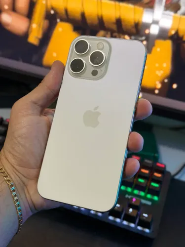 iPhone 16 Pro Max 256 gb Vendo ou Troco