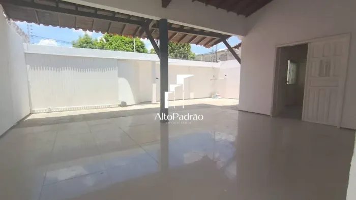 Casa com 5 Dormitórios para Alugar Vermelha, Teresina/PI