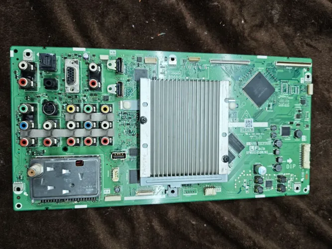 Placa principal tv Sharp lc32r24b
