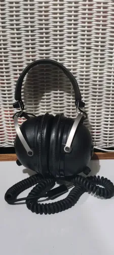 Fone de Ouvido Vintage Sanyo - Estilo Monitor de Estúdio