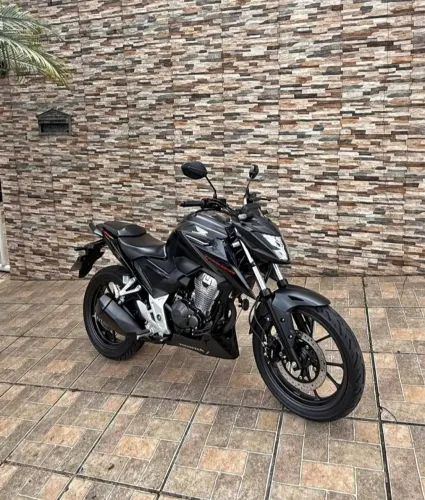 CB TWISTER 300F 2024