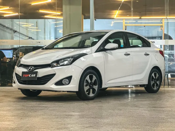 Hyundai HB20S C.style/c.plus1.6 Flex 16V Aut. 4P 2015