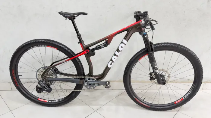 Bicicleta Full Caloi Fs Carbon Racing 2025 - Tamanho P