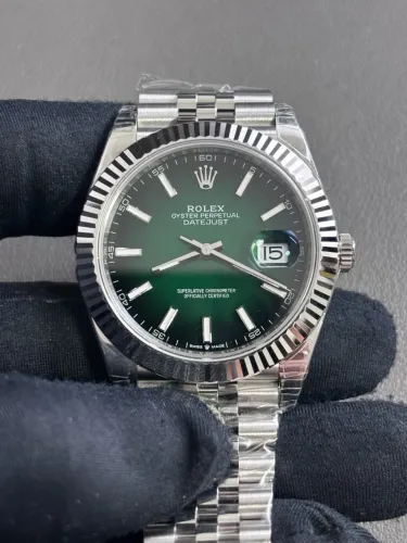 Relógio Rolex Datejust 126334 Verde Fumê, 41 milimetros Pulseira Jubille