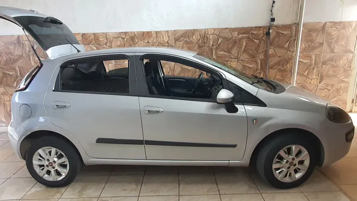 Fiat Punto Attractive Italia 1.4 F.flex 8V 5P 2015