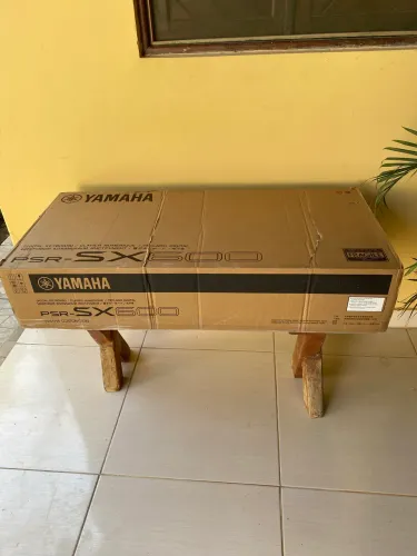 Yahama psr sx600