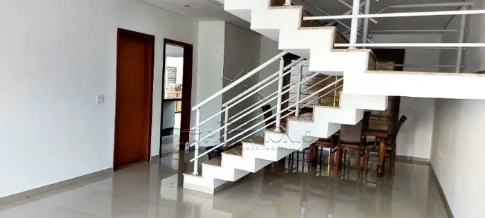 CASA EM CONDOMINIO,3 Dormitorio(s) bairro Chácaras Reunidas São Jorge VILLA DO BOSQUE - RE