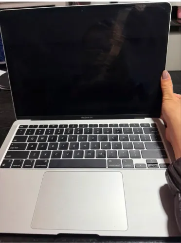 MacBook Air M1 2020