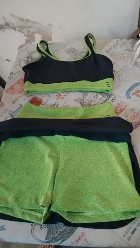 Roupas de academia