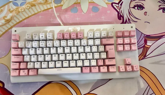Teclado Rosa Redragon KALA K568WP - RGB