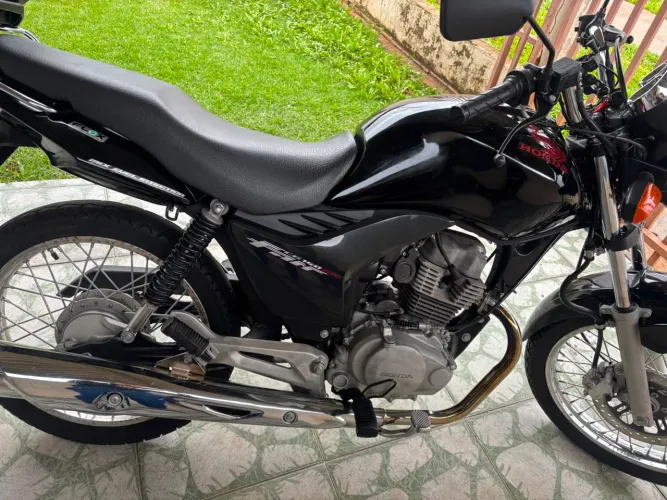 Fan 150, 2012 completa 