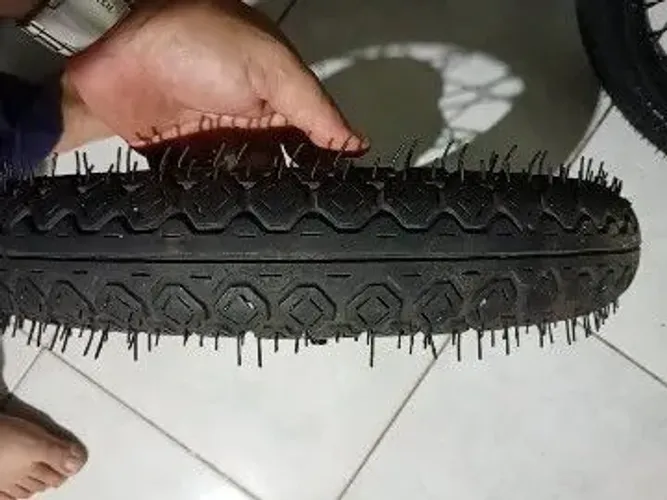 Jogo de rodas com pneus aro 17e14 da pop , biz