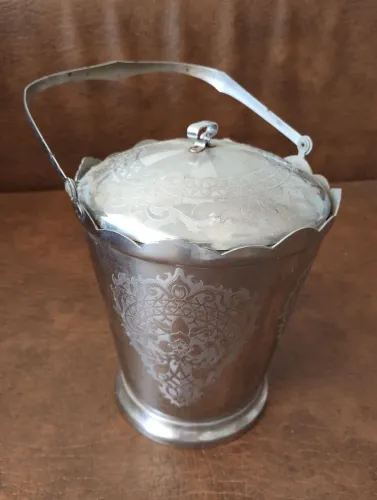 Balde de Gelo Térmico ART-Prata Aço Inox 18/8 Peça Clássica