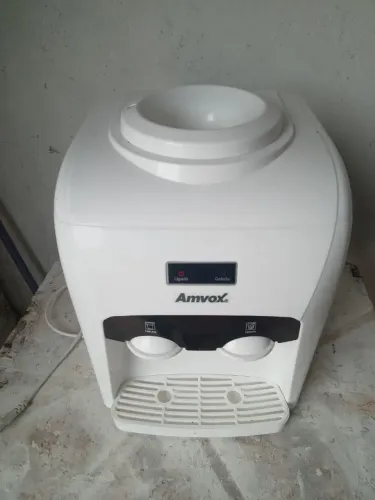 VENDO UM GELAGUA AMVOX TODO BOM