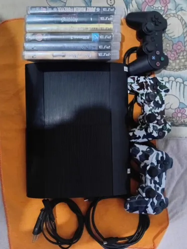 PlayStation 3 Super Slim 500GB Desbloqueado HEN + 30 Jogos
