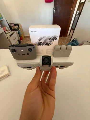 VENDO DJI Neo 1 Fly More Combo!?
