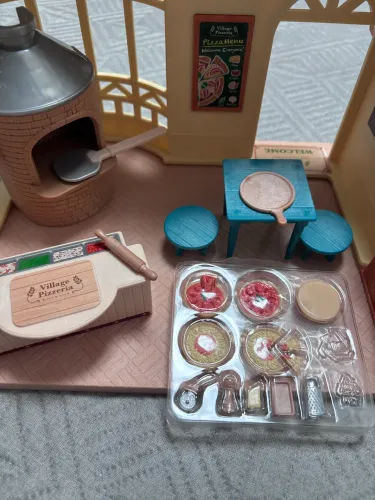 Sylvanian Families pizzaria e entregador de pizza