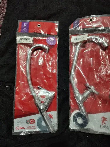Torneira cozinha metal Leão, tenho modelo de bancada e parede.