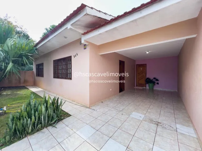 CASA NA REGIÃO DO LAGO 1