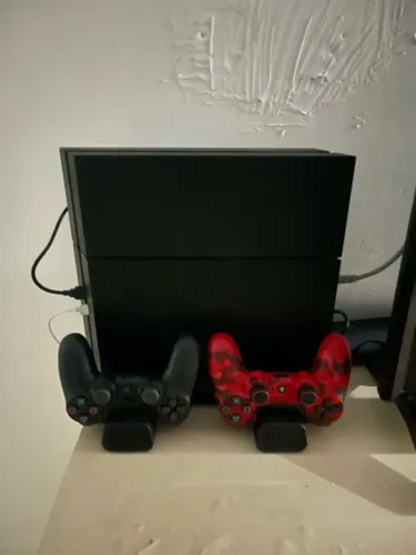 PlayStation 4 Slim 500GB + SSD 480GB + Acessórios + Jogos