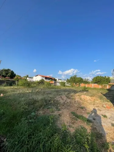 Lote Comercial para Aluguel em Ininga, Teresina  590 m²
