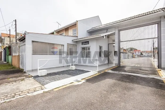 Casa moderna em condomínio, 3 quartos, Cajuru, Curitiba