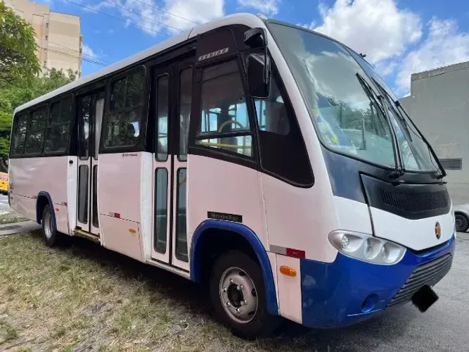 Mercedes Lo916 2014 disponível 
