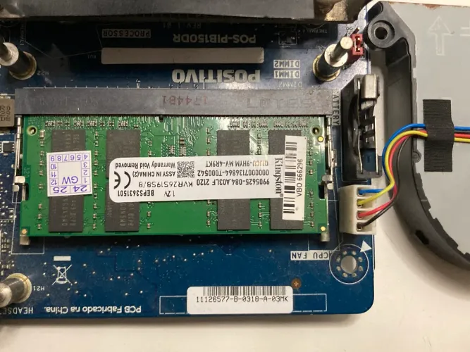Mini PC Positivo - Intel Core i3 7ª Geração + 8GB RAM