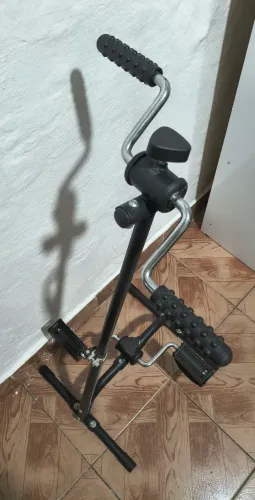 Mini Bicicleta Ergométrica p Mãos e Pés