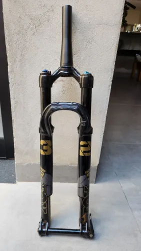 Suspensão Fox 32
