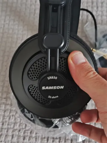 Samson SR850 Fone de Ouvido de Referência semi aberto