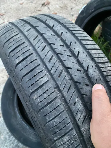 Pneu 215/30/20 Estado de Zero Apenas 1 und 