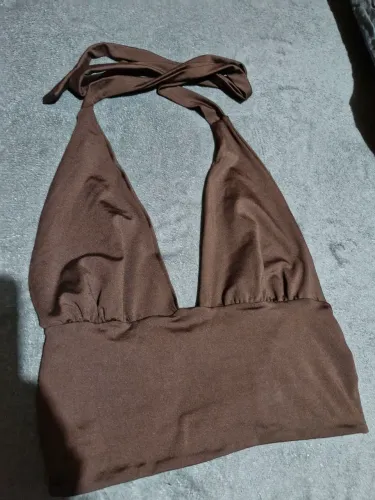 Cropped marrom